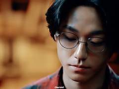 Q. 안경잡이 이은혁 선배를 사랑하는 방법은?