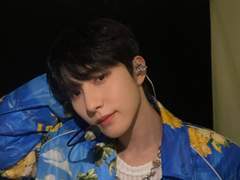 체육대회, 내가 뿌까머리하고 그에게 전달사항 전하러 가면 그는?