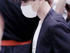 E 휴일에 하는 건 오직 부인 바라보는 것 뿐인데요