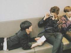 랩진으로 영통팬싸하는데 근데 이제 석진이가 망돌인 외전4