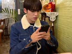 겨울 속 안녕이라고 말해