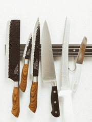 가난한 9명의 시발점