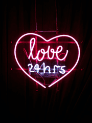 로판에서까지 야근해야 합니까?