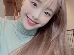 이달의 소녀 츄 : 순수해보이는 사람 특. 도화살