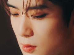 무색의 절정 (上)