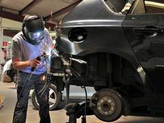 Automotive Collision Repair Market Demand, Business Challenges, Opportunities and Major Key Players