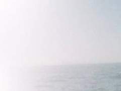 밀려죽을여름에서끝없이숨쉬며살아가는우리에게몇번이고돌아오지못할낭만을헤엄쳐서도망쳐버렸으면좋겠어