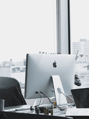 전 여친이 현 비서일 확률