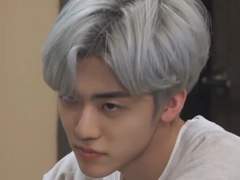 나재민 자기 홈마 왜 노려 봐?