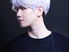 [변백현] 찜질방에서 양아치 껴안은 썰