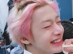 남친 화장해주기