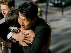 그니까 이제 경호원 조규성과 재벌 손흥민인데,가운데 김여주가 있는 +