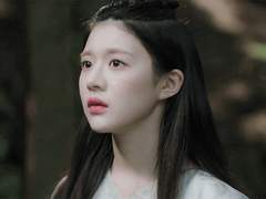 간절히 바라왔던 그대가 손 닿을 거리에.