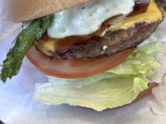 아침부터 햄버거