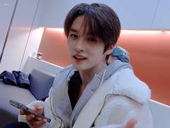 Attention, I Love U! / 01