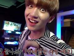 [세븐틴 상황문답]: 유치원 다니는 여동생이 침대에 딸기우유를 대빵 흘렸을 때