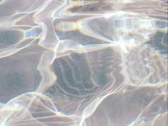 너의 세계가 나에게 닿길 바랄게