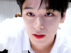 고딩동창이 대학 가서 내 이상형으로 변해있음 8