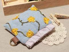 핸드메이드 자수 파우치