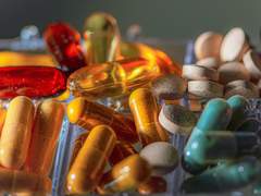 호사난상胡思亂想