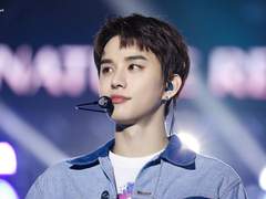 결연히 간사하게도