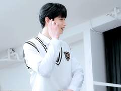 고딩동창이 대학 가서 내 이상형으로 변해있음 18