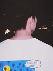 이뤄질 수 없는 짝사랑을 하고있는 중입니다