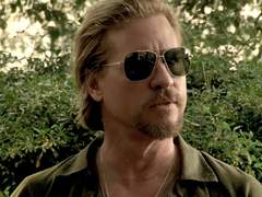 이거 완전 엉망진창인데