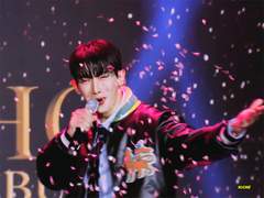 원호야, 하고 불렀다.