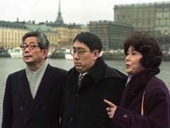 오에 겐자부로, 무라카미 하루키, 노벨 문학상