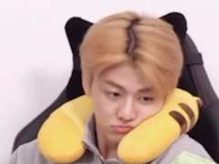 화이트데이는 다 상술이얌.