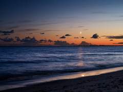 어느 달밤, 침실에서