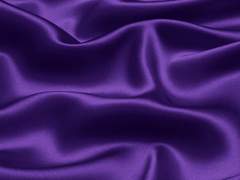 그녀의 눈을 보고, 오직 '진실' 만을 대답하세요!