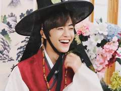 여주가 드라마로 빨려 들어가 전생 체험하는 SSUL +