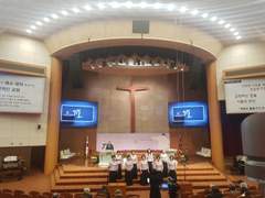 2023. 3. 19. 와이프의 가브리엘 성가대 첫 무대, TV보다 우대갈비를 주문하였고 저녁에 결국 오코노미야끼를 먹었다~