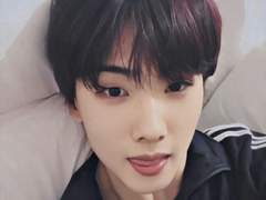 앞집에 최애가 사는데요? 03