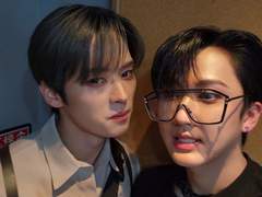 반려돼끼를 기르는 고양이가 있다?