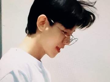 표현 없는 변백현 질투유발 시켜보기ㅋ