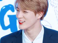 말랑콩떡 갱얼쥐 같은 내 친구가 알고 보면 냉미남일 수 있는 거임?