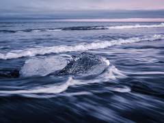 무조건은 존재하지 않으며 영원함도 존재하지 않다.