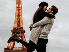Eiffel Tower Romance