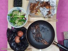 2023. 3. 28. 벚꽃 만개, 이번 주말에는 벚꽃놀이 예약~ 이제 곧 낮기온이 20도가 넘는구나~