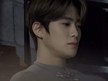 정략혼을 했는데 자신의 정략혼 상대는 신경쓰지 않고 자신의 여자친구만 신경써서 정략혼 상대의 가슴이 찢어지는게 보고 싶어