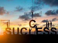 다시 세우는 중