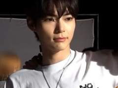 우리 오빠한테 남자가 있는 것 같아요 01