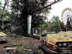 좀비 아포칼립스 속 놀이동산