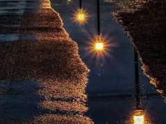 아직도 그 시절에 머물고 있는 건 너와 나, 둘 뿐.