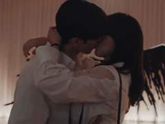 어느날 바퀴벌레가 되어버렸다 TALK