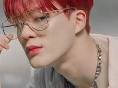 ​요가 학원에 등록했는데 거기서,