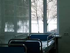 누가 다쳐서 왔다고?